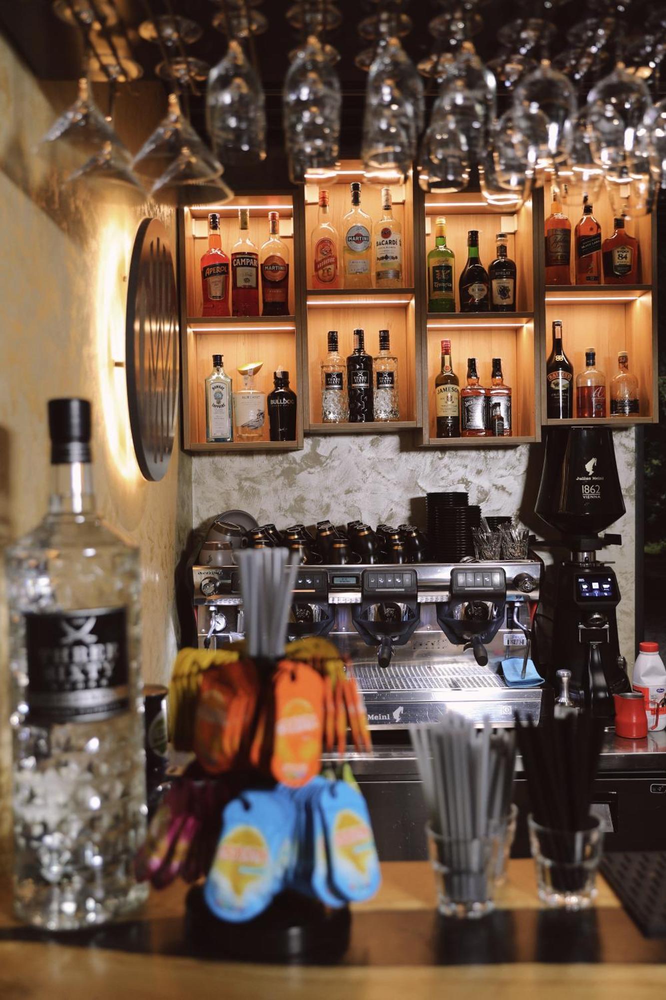 Sax-Win Hotel Pozega Ngoại thất bức ảnh