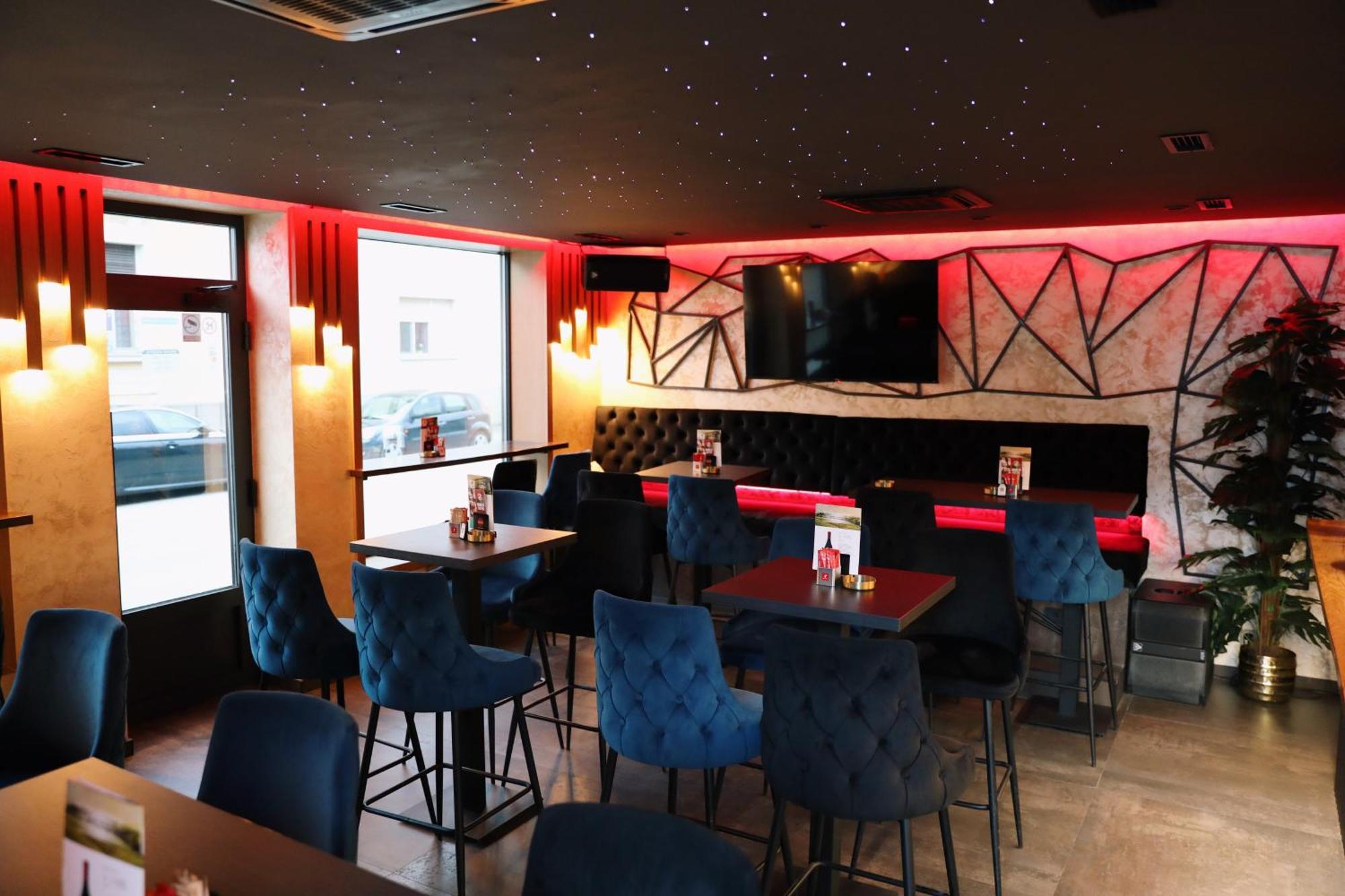 Sax-Win Hotel Pozega Ngoại thất bức ảnh