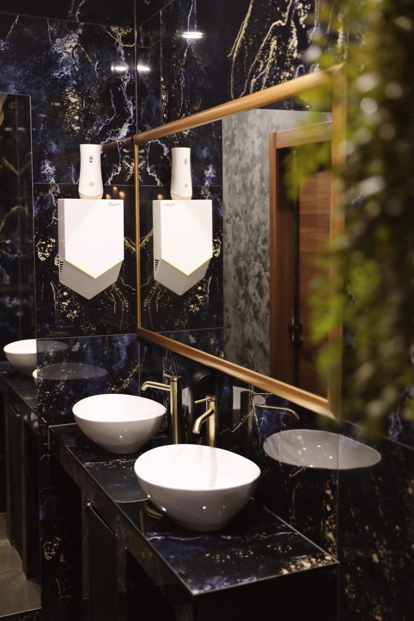 Sax-Win Hotel Pozega Ngoại thất bức ảnh