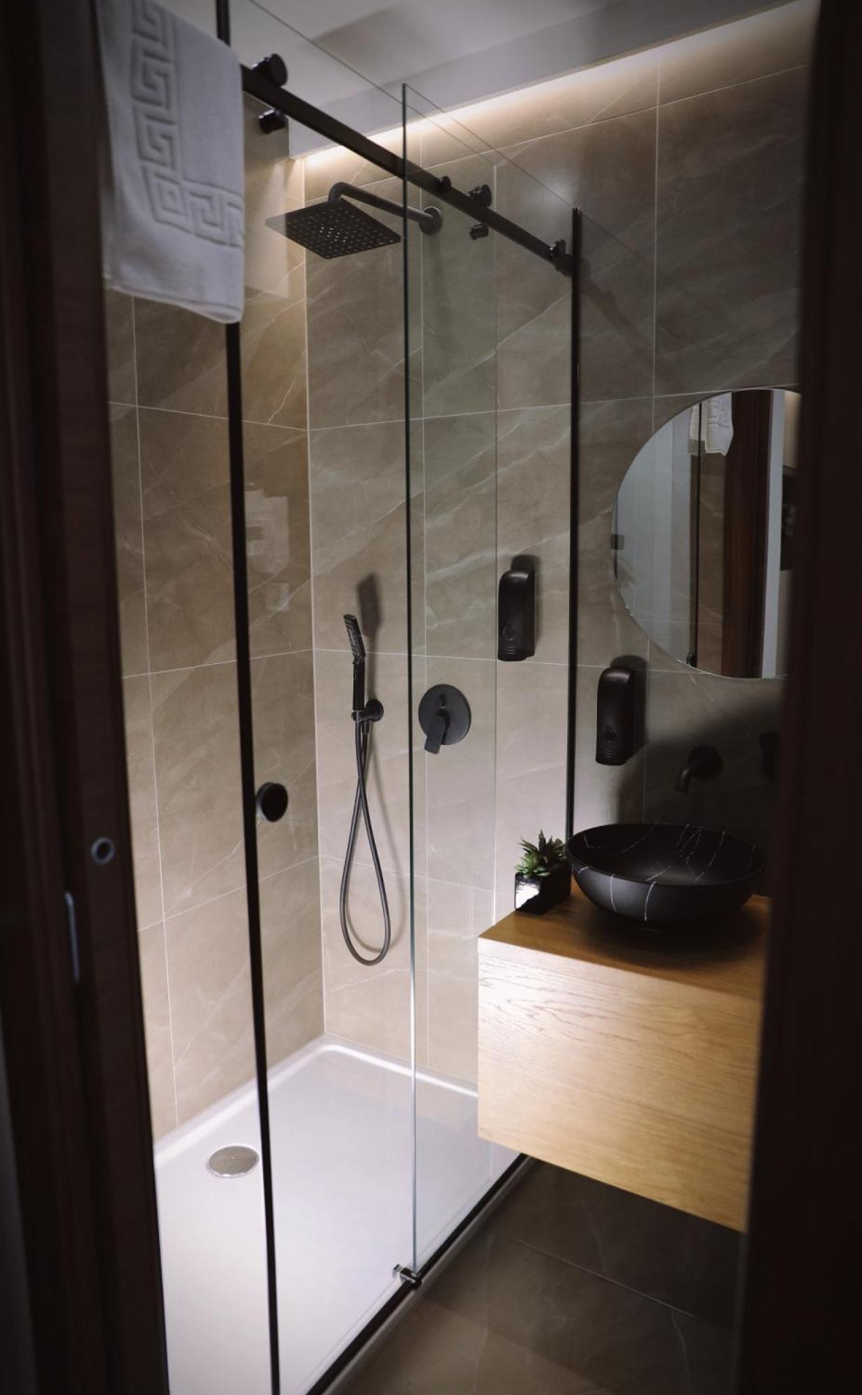 Sax-Win Hotel Pozega Ngoại thất bức ảnh