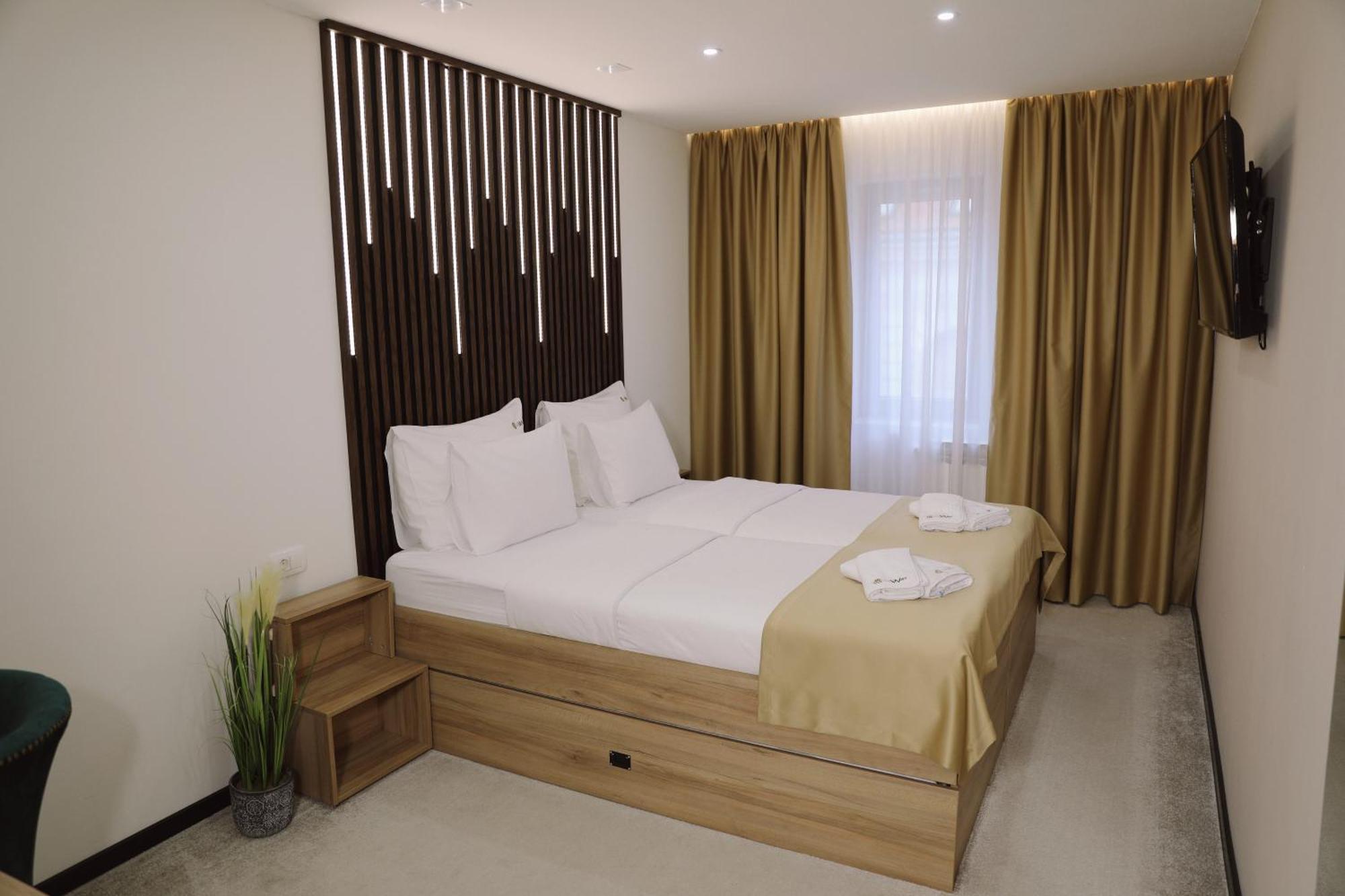 Sax-Win Hotel Pozega Ngoại thất bức ảnh