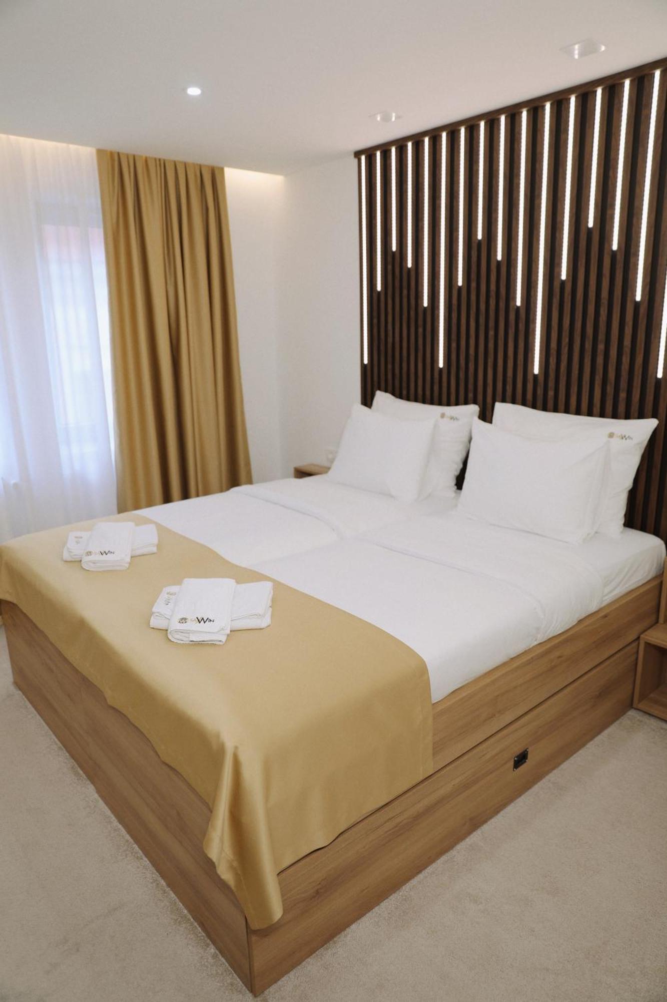 Sax-Win Hotel Pozega Ngoại thất bức ảnh