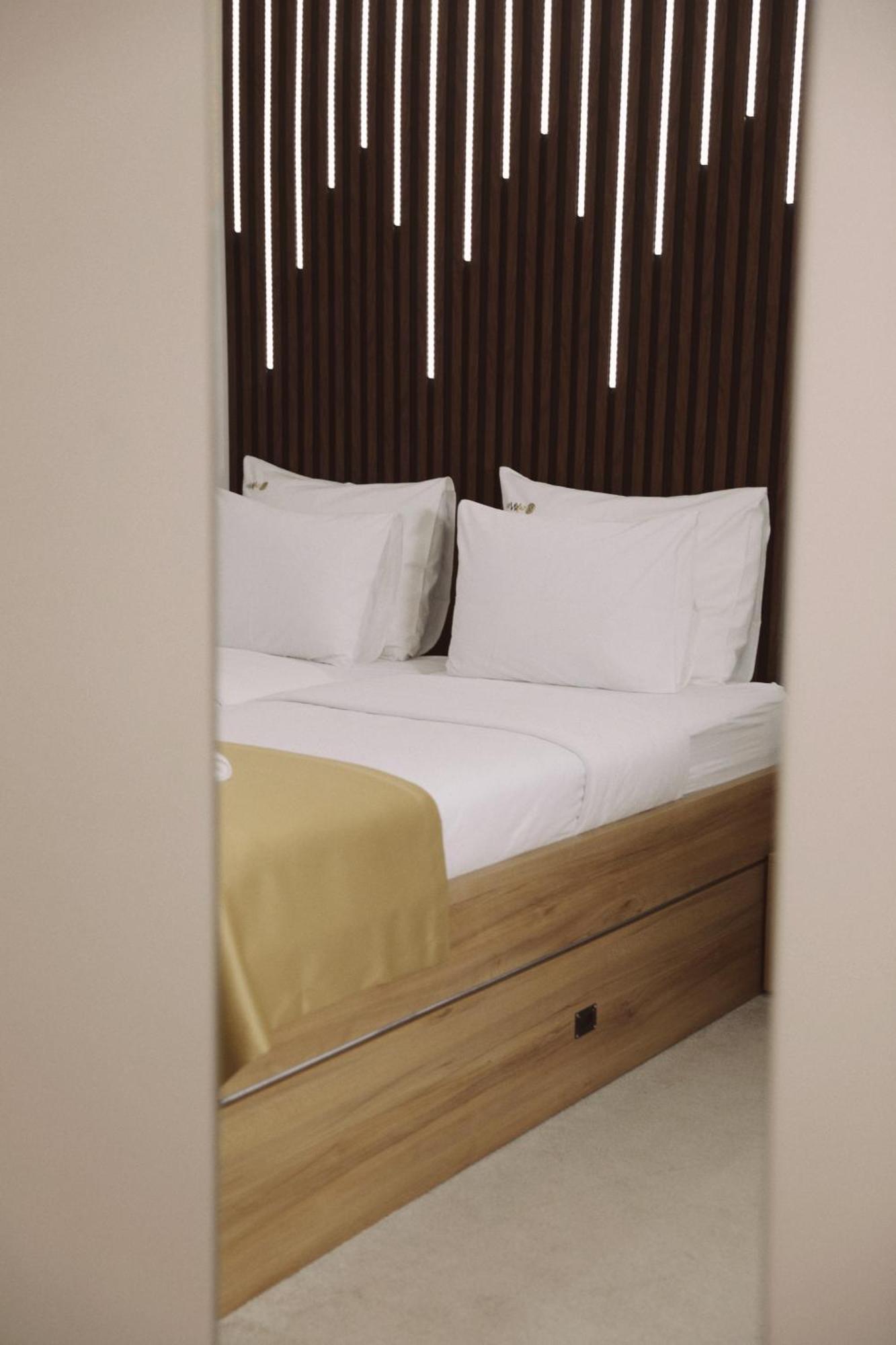 Sax-Win Hotel Pozega Ngoại thất bức ảnh